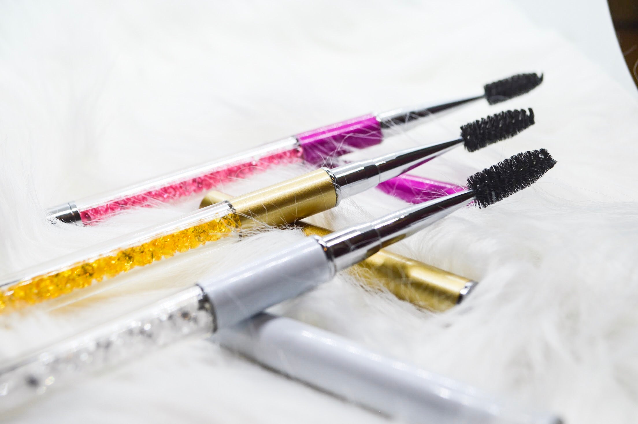 Luxury Lash Wands (6 different color options)